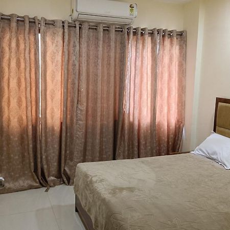 Divine Residency Otel Navi Mumbai Dış mekan fotoğraf