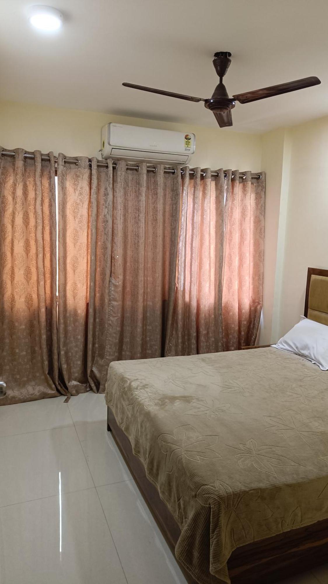 Divine Residency Otel Navi Mumbai Dış mekan fotoğraf