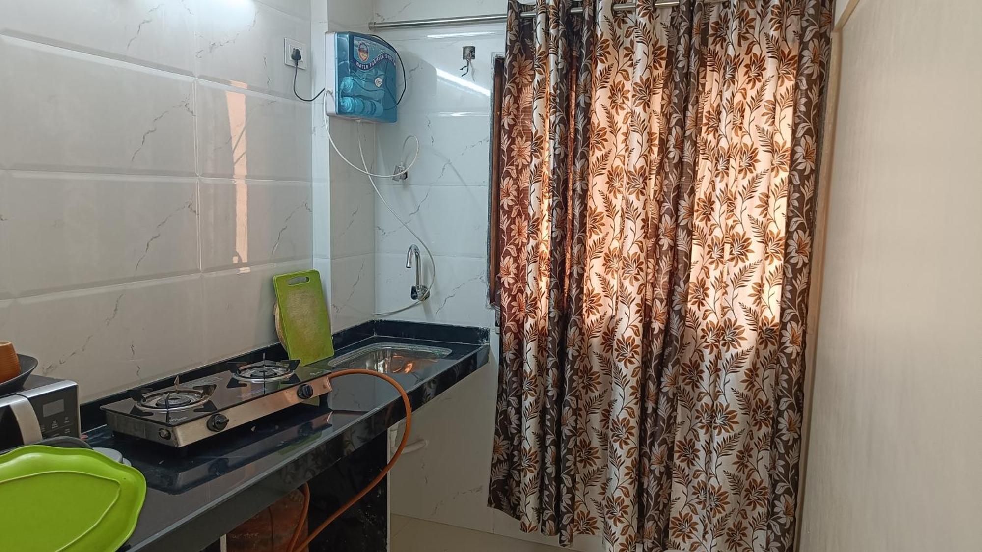 Divine Residency Otel Navi Mumbai Dış mekan fotoğraf